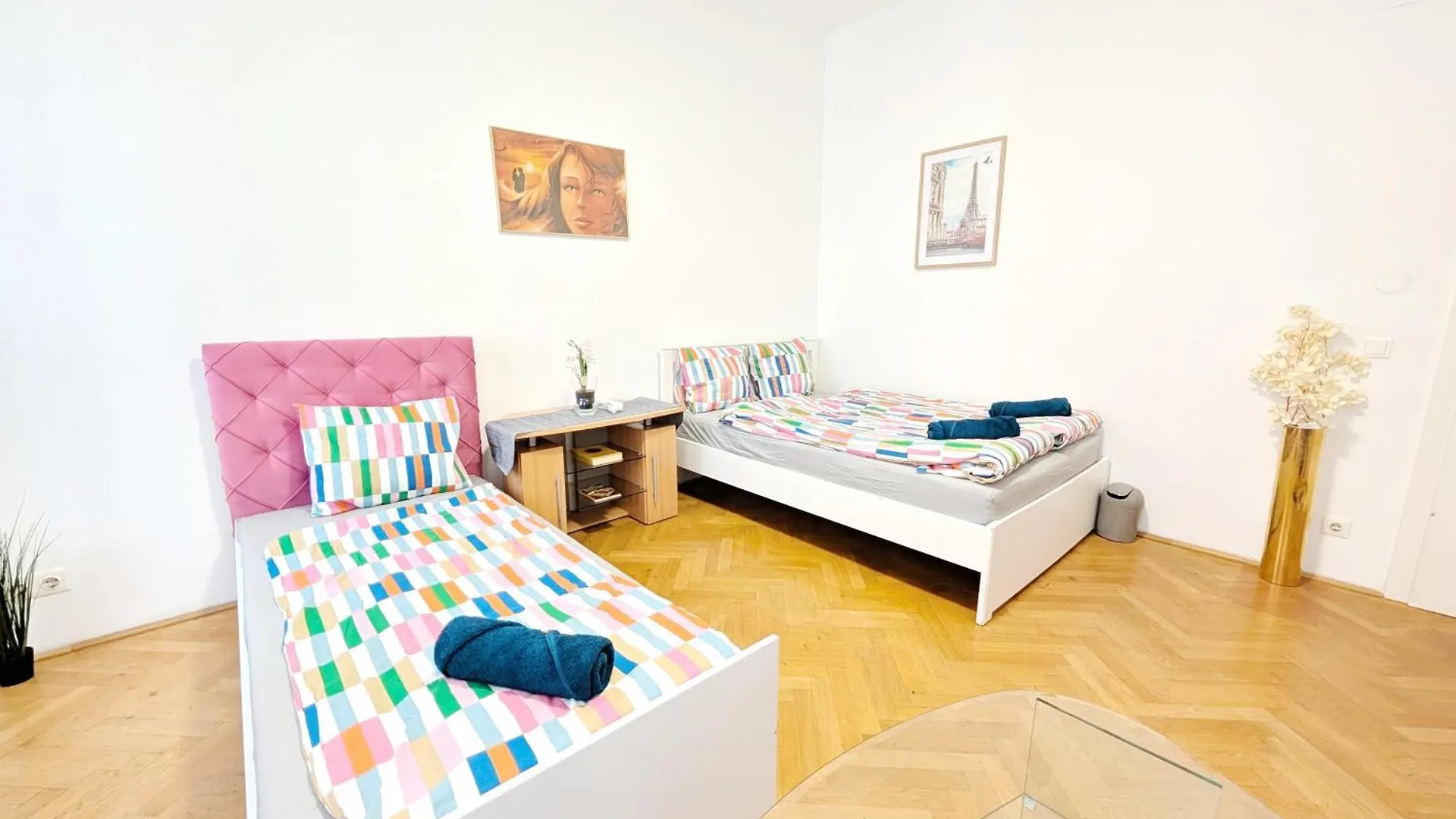 Homestay szállás Cozy Rooms Next To Lugner City Bécs Ausztria