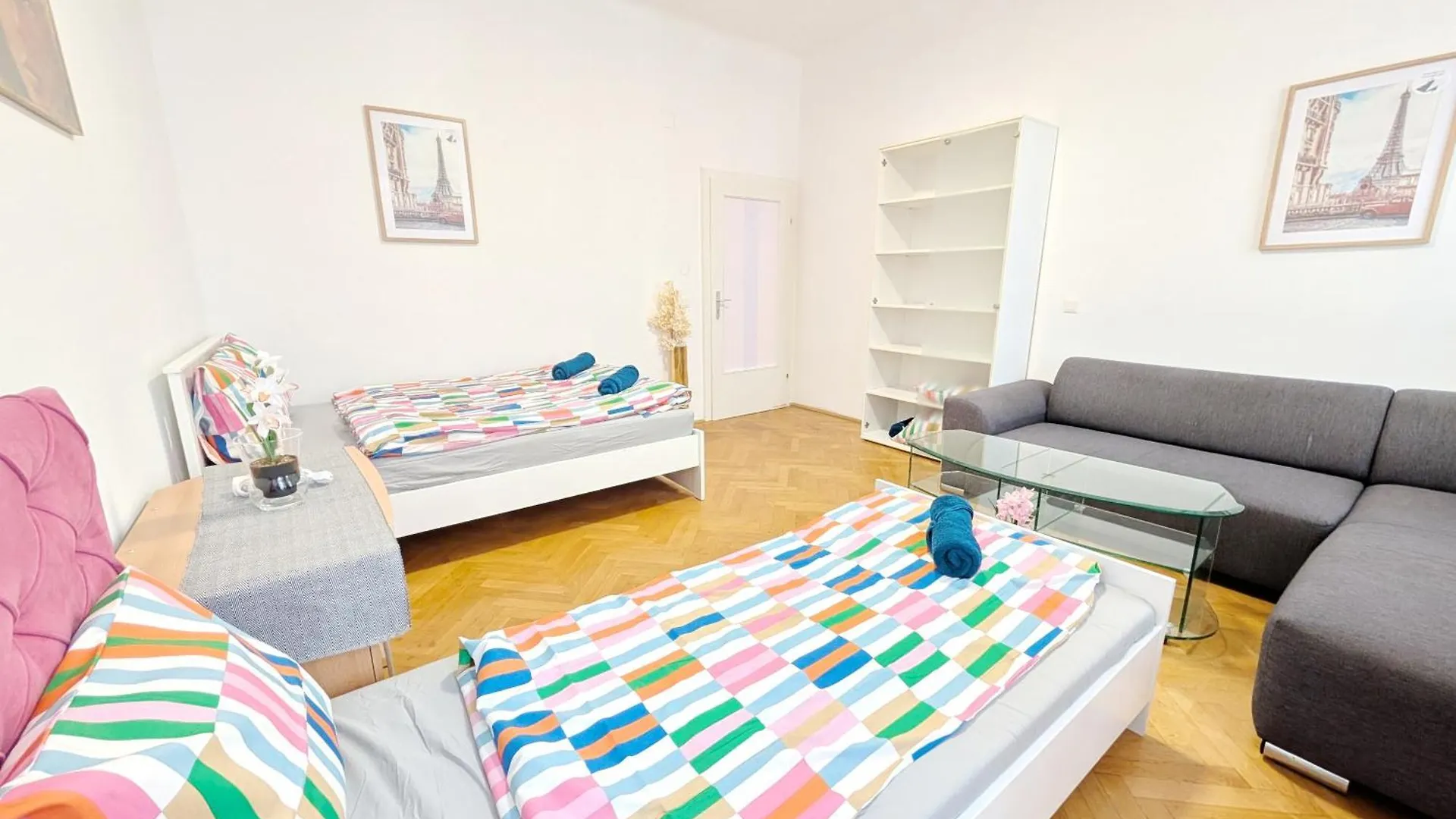 Cozy Rooms Next To Lugner City Bécs 0*,