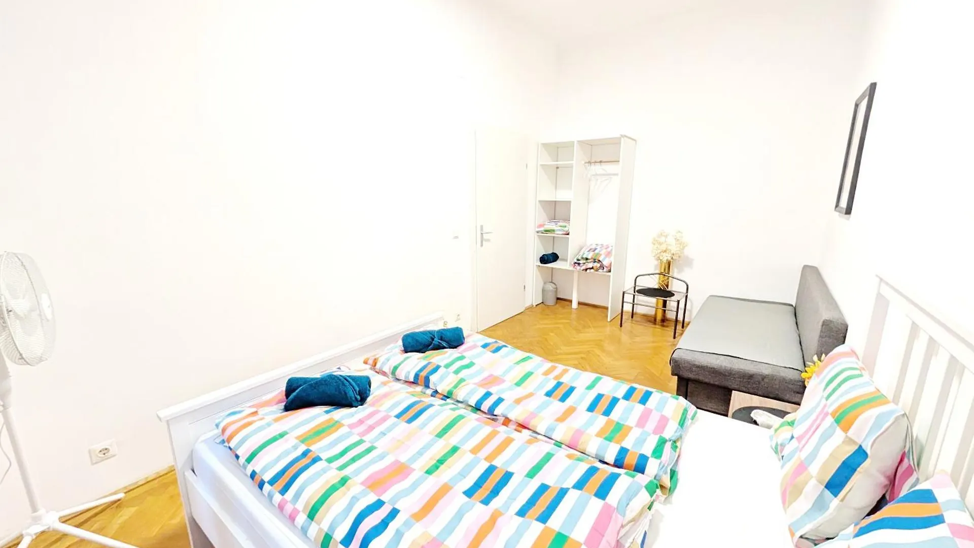 Cozy Rooms Next To Lugner City Bécs Homestay szállás