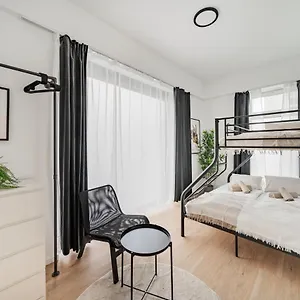 Chic By Home2 Bécs